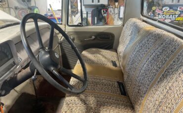 International-Harvester-12-Ton-Pickup-1957-Standard-Cab-Pickup-7