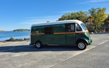 International-Harvester-34-TON-VAN-1953-DELIVERY-VAN-24