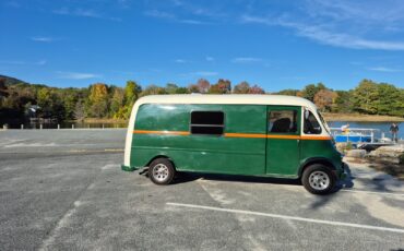 International-Harvester-34-TON-VAN-1953-DELIVERY-VAN-25
