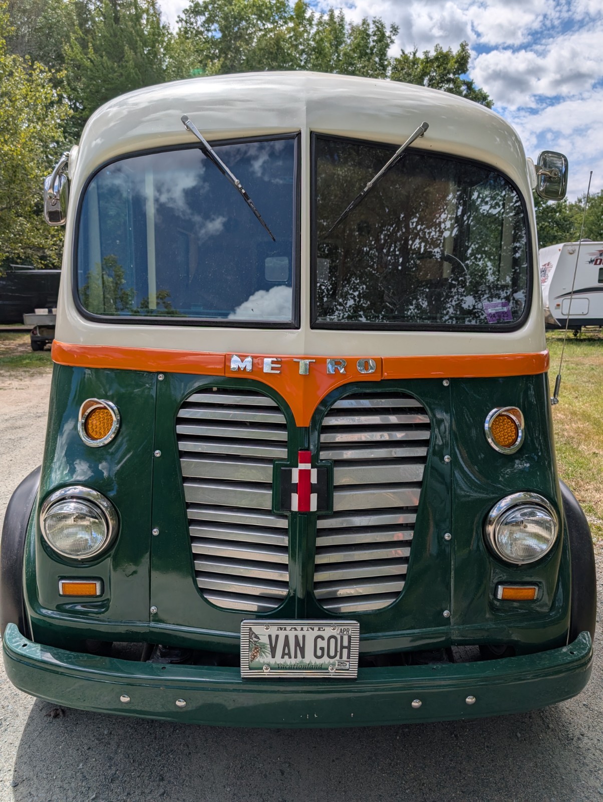 International-Harvester-34-TON-VAN-1953-DELIVERY-VAN-4