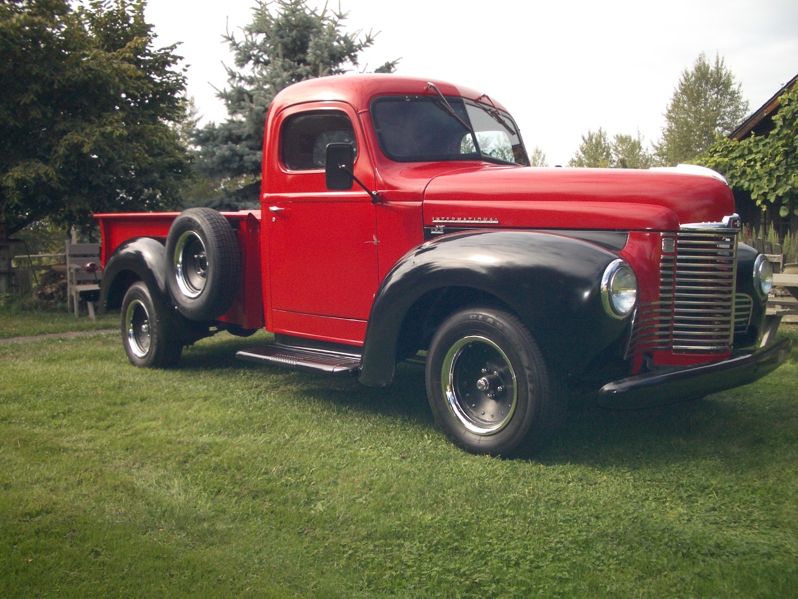 International-Harvester-KB2-34-ton-Pickup-Truck-Restored-1949-11