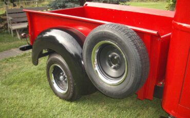 International-Harvester-KB2-34-ton-Pickup-Truck-Restored-1949-13