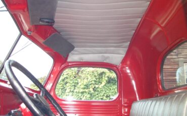 International-Harvester-KB2-34-ton-Pickup-Truck-Restored-1949-16