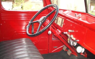 International-Harvester-KB2-34-ton-Pickup-Truck-Restored-1949-18