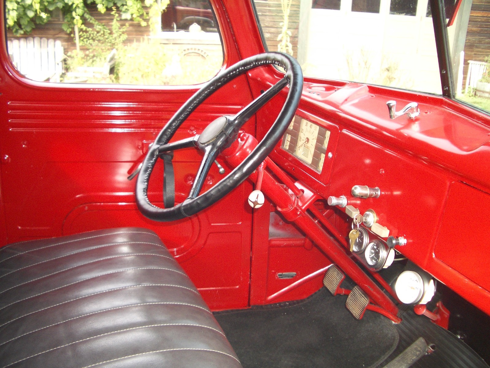 International-Harvester-KB2-34-ton-Pickup-Truck-Restored-1949-18