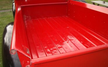 International-Harvester-KB2-34-ton-Pickup-Truck-Restored-1949-4