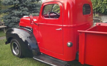International-Harvester-KB2-34-ton-Pickup-Truck-Restored-1949-5