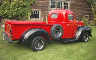 International-Harvester-KB2-34-ton-Pickup-Truck-Restored-1949-7
