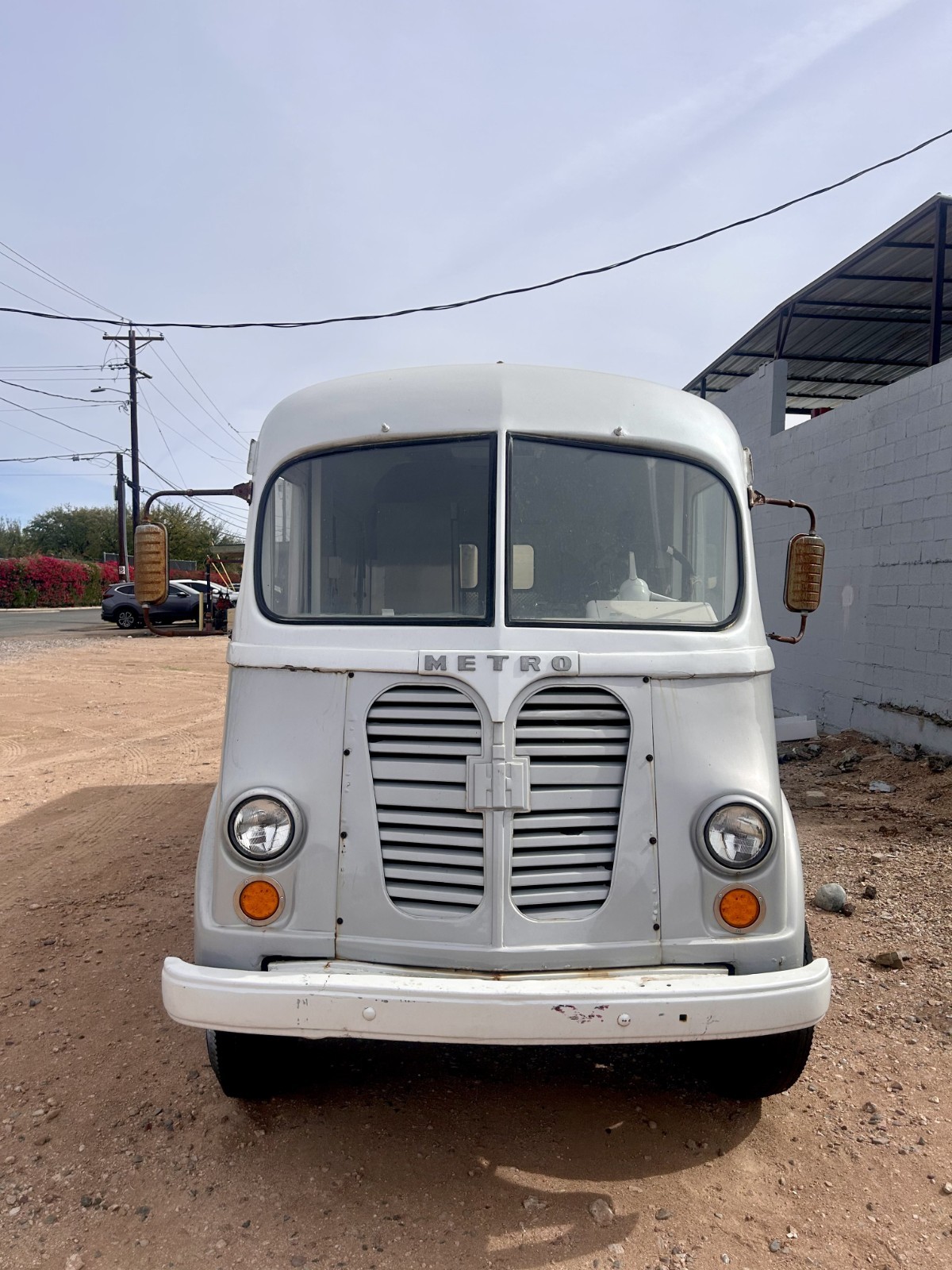 International-Harvester-Metro-1964-Extended-Passenger-Van-8
