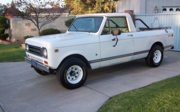 International-Scout-ii-1979-White-Tan