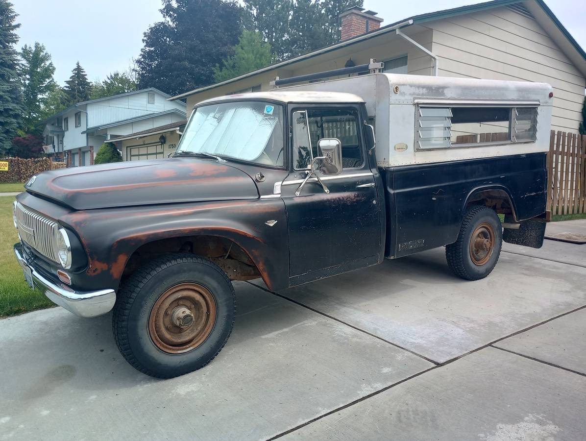 International-d1200-1965-black-5