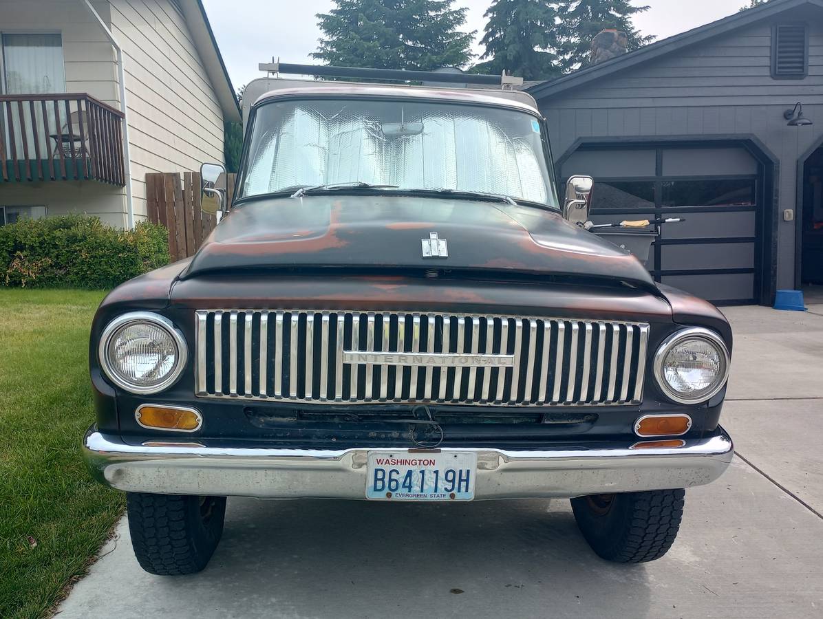 International-d1200-1965-black-9