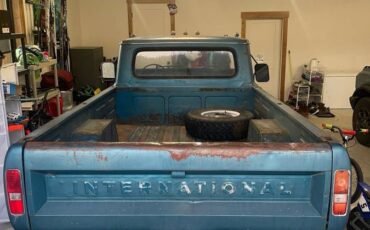 International-harvester-1200d-1970-blue-8