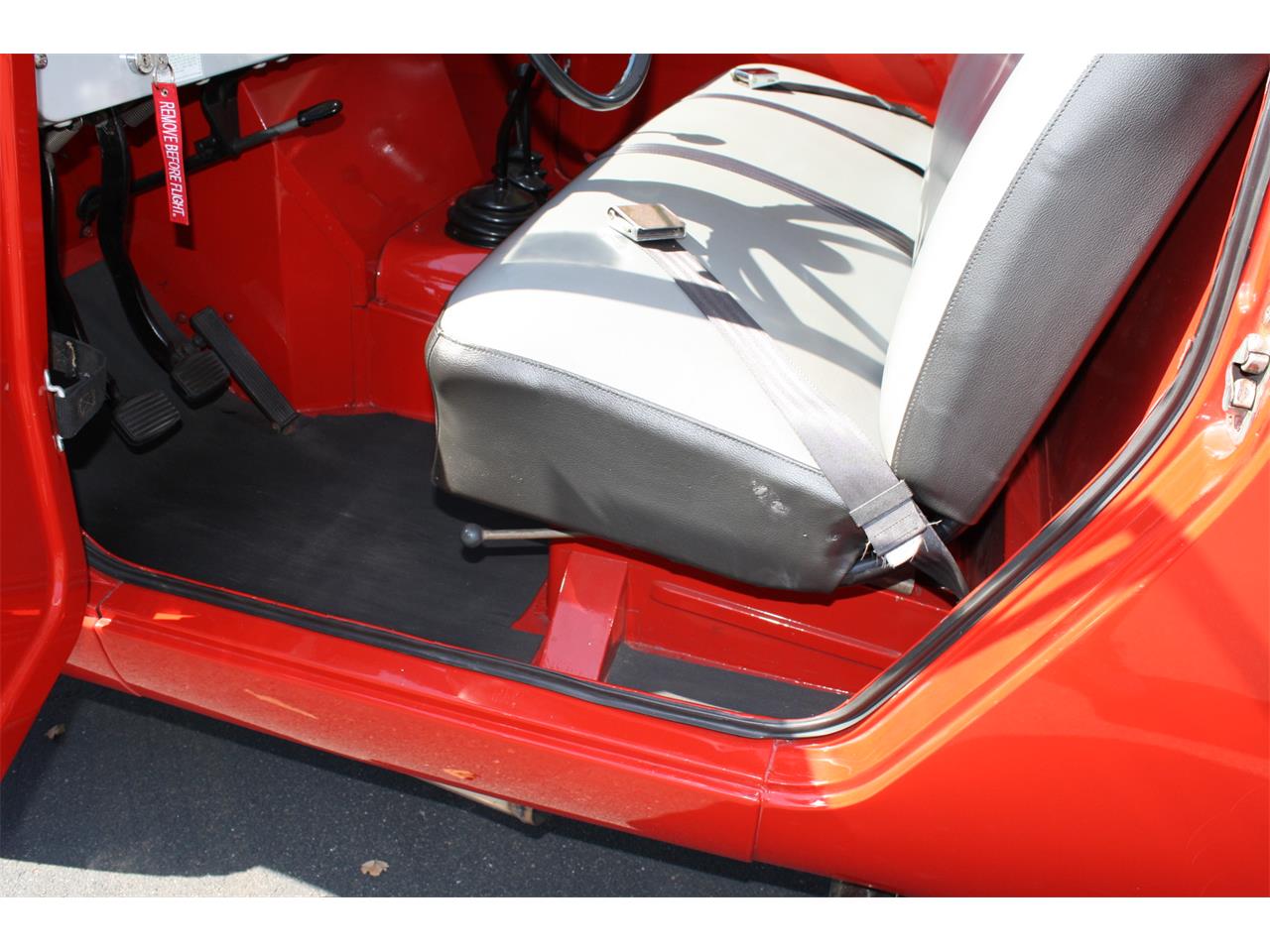 International-harvester-Scout-1961-Red-Grey-13