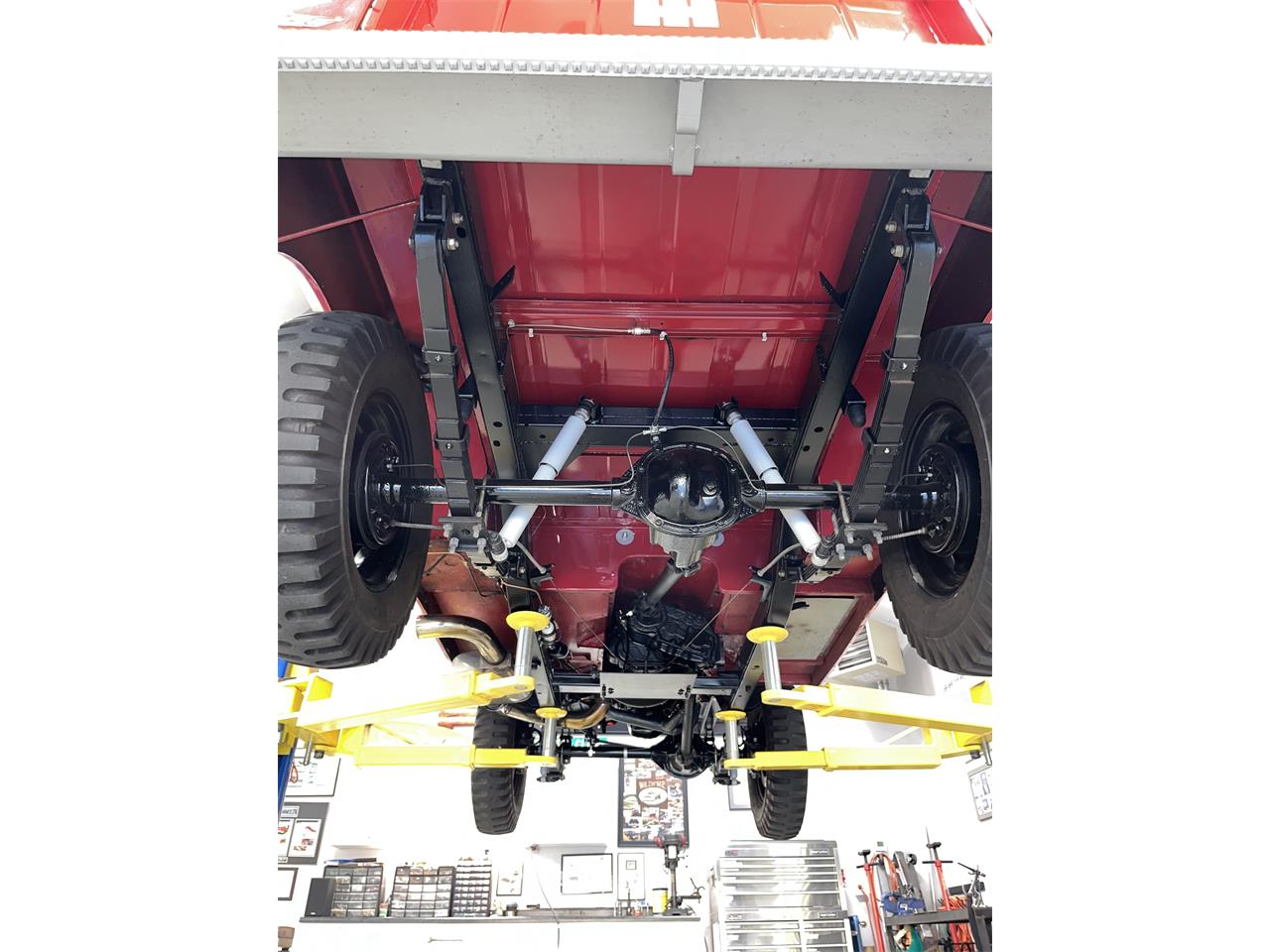 International-harvester-Scout-1961-Red-Grey-28