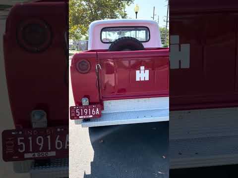 International-harvester-Scout-1961-Red-Grey