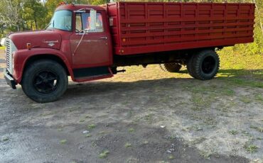 International-loadstar-1600-dump-truck-1968-red-1