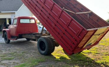 International-loadstar-1600-dump-truck-1968-red-6