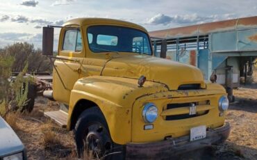 International-r-160-1953-yellow-1