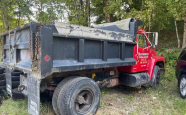 International-s1600-diesel-1988-red-1