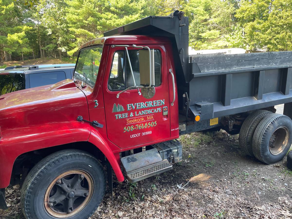 International-s1600-diesel-1988-red