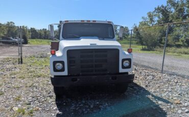 International-s1600-diesel-1989-white-1
