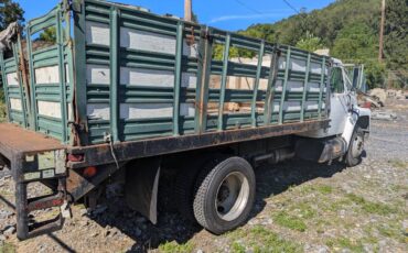 International-s1600-diesel-1989-white-5