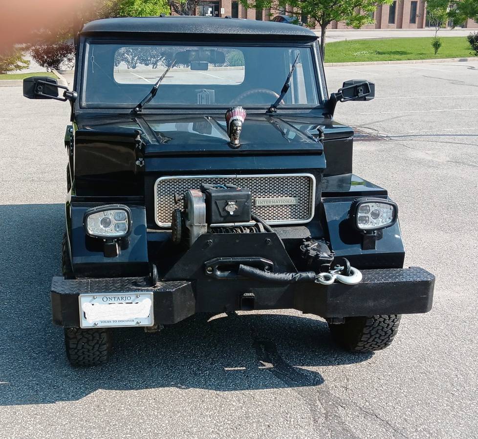International-scout-1967-black-6