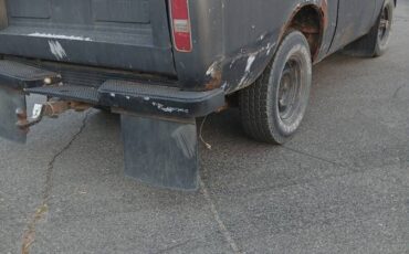 International-scout-1974-grey-3