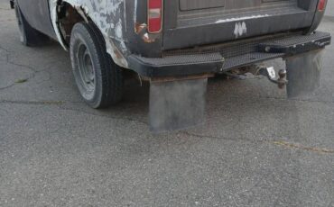 International-scout-1974-grey-4