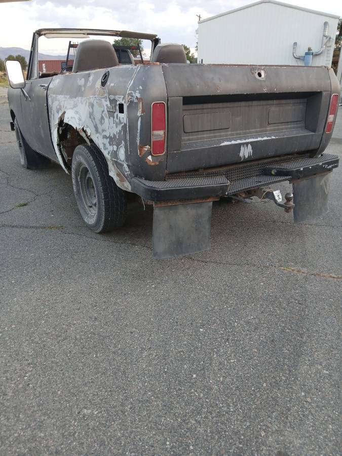 International-scout-1974-grey-4