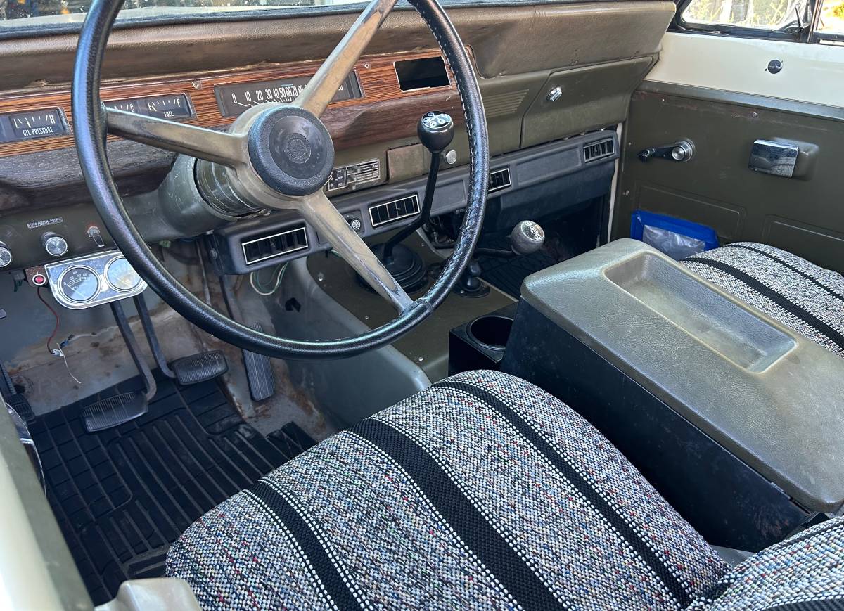 International-scout-1975-brown-4