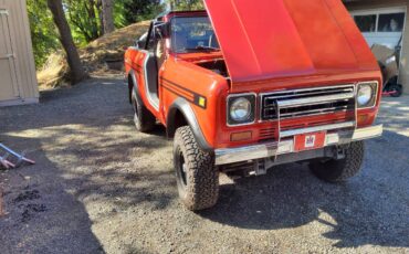 International-scout-2-1979-red