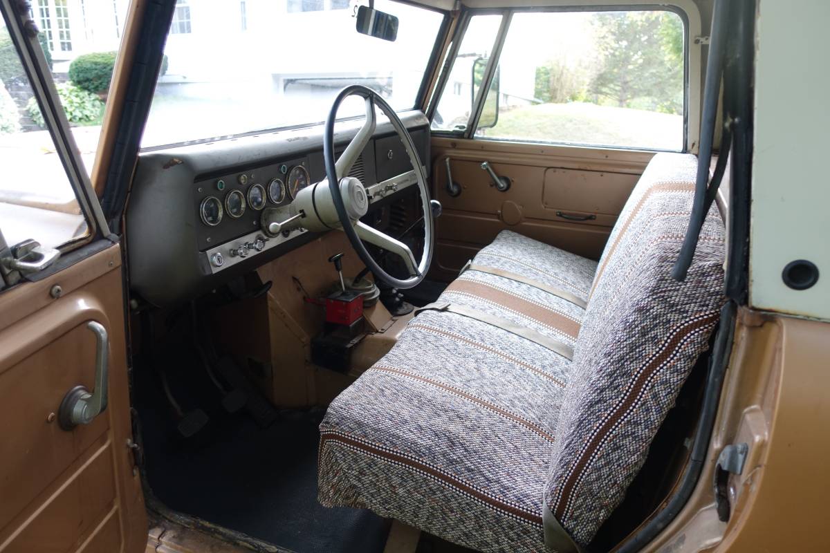 International-scout-800-1967-brown-1