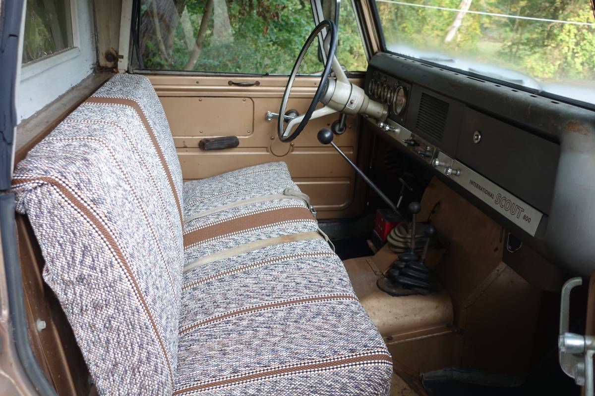 International-scout-800-1967-brown-23