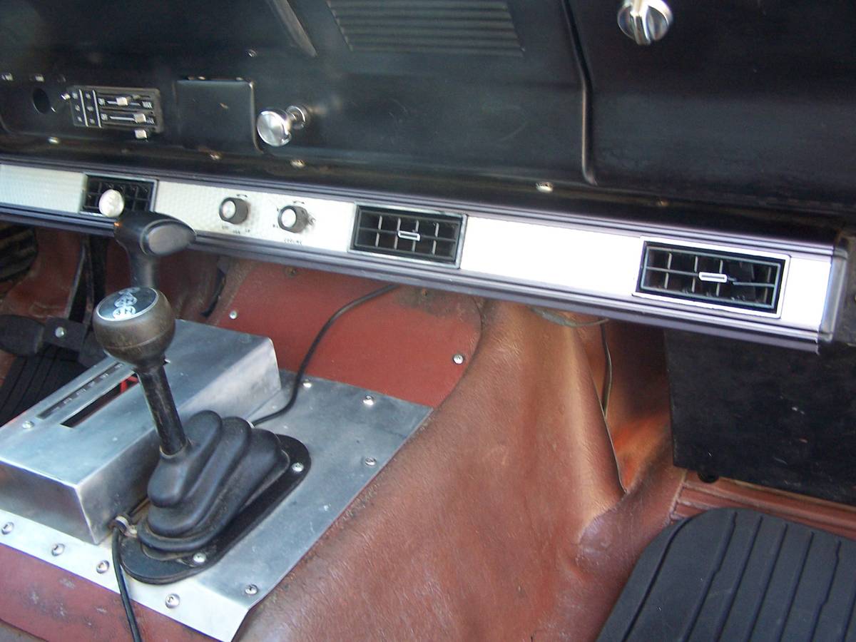 International-scout-terra-ii-1979-white-12