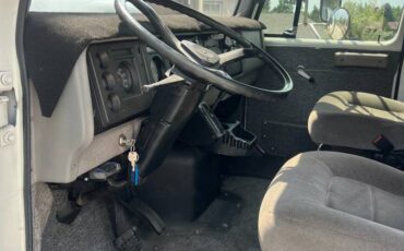 International-truck-diesel-1988-custom-2
