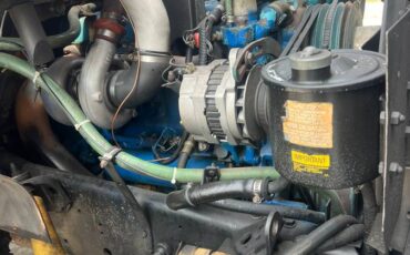 International-truck-diesel-1988-custom-5