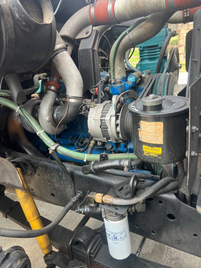 International-truck-diesel-1988-custom-7