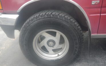 Isuzu-Rodeo-1993-SUV-10