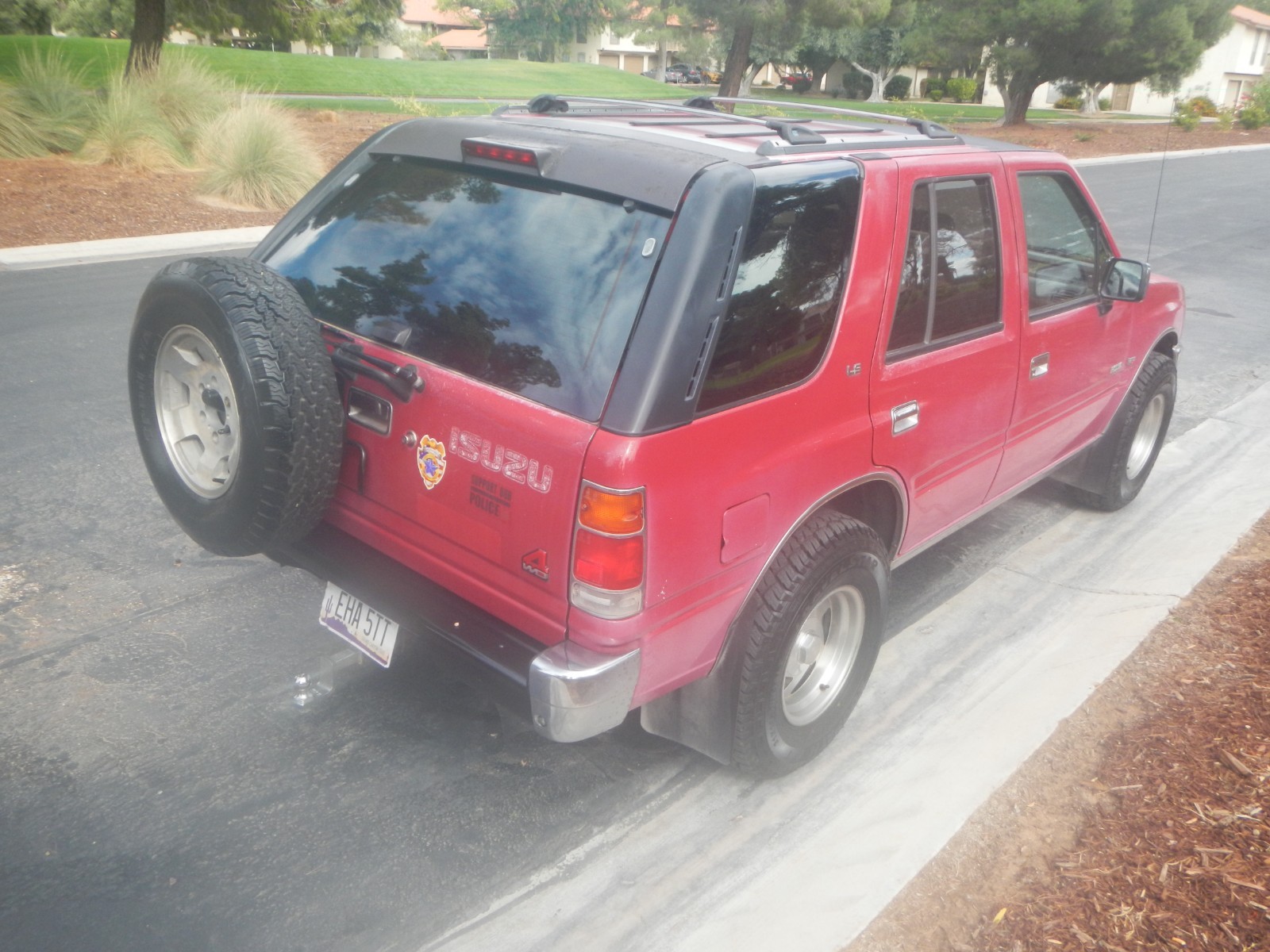 Isuzu-Rodeo-1993-SUV-7