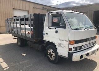 Isuzu-npr-1994-white-2