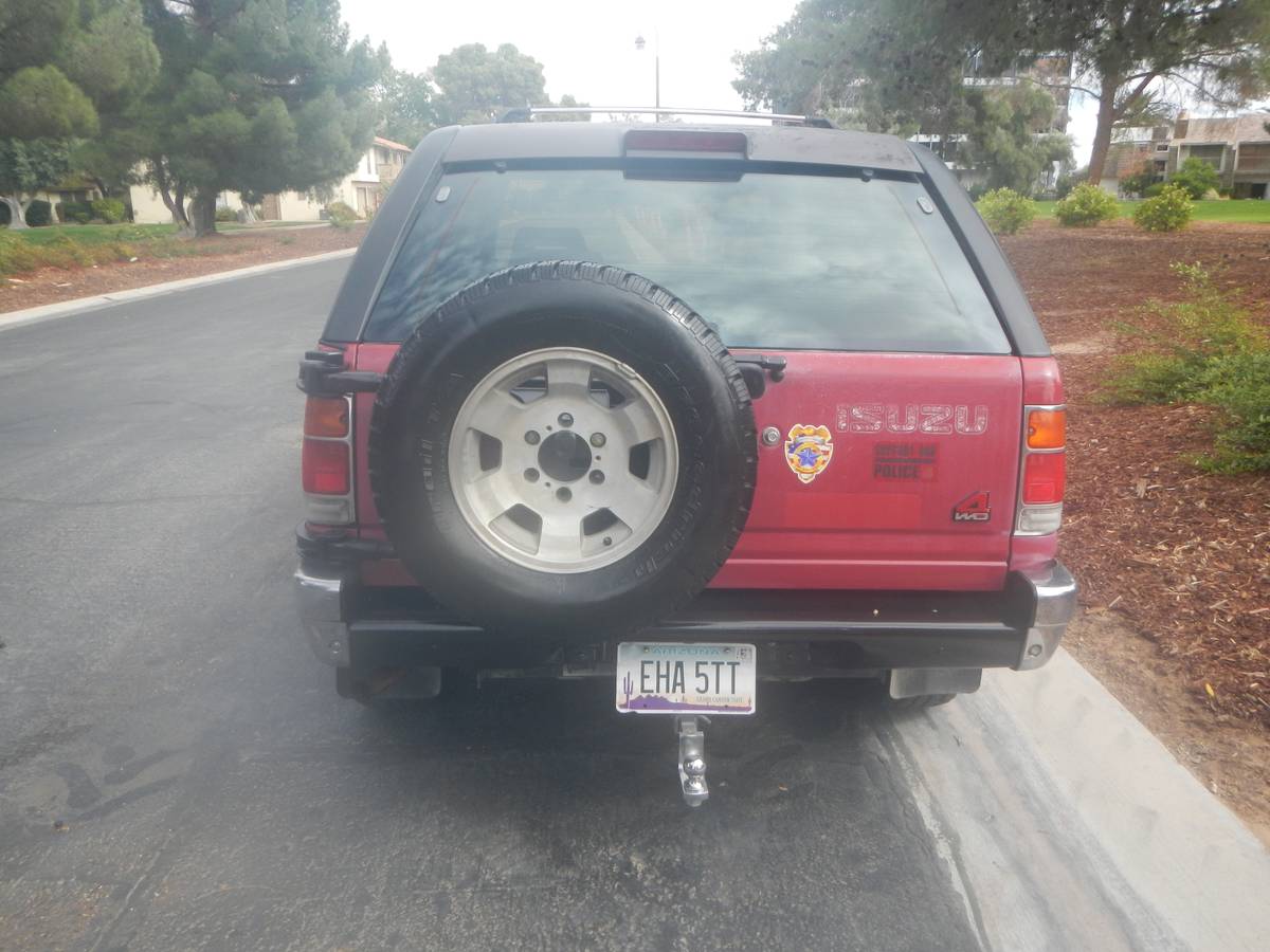 Isuzu-rodeo-ls-1993-red-10