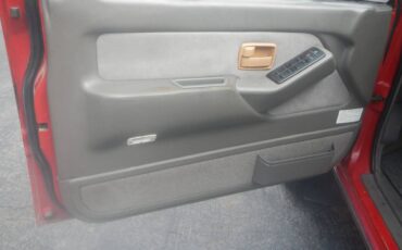 Isuzu-rodeo-ls-1993-red-12