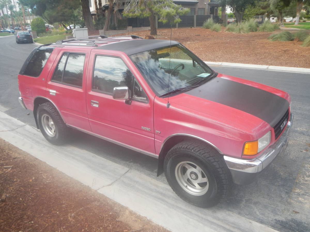 Isuzu-rodeo-ls-1993-red-14