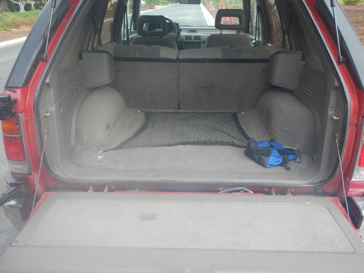 Isuzu-rodeo-ls-1993-red-15