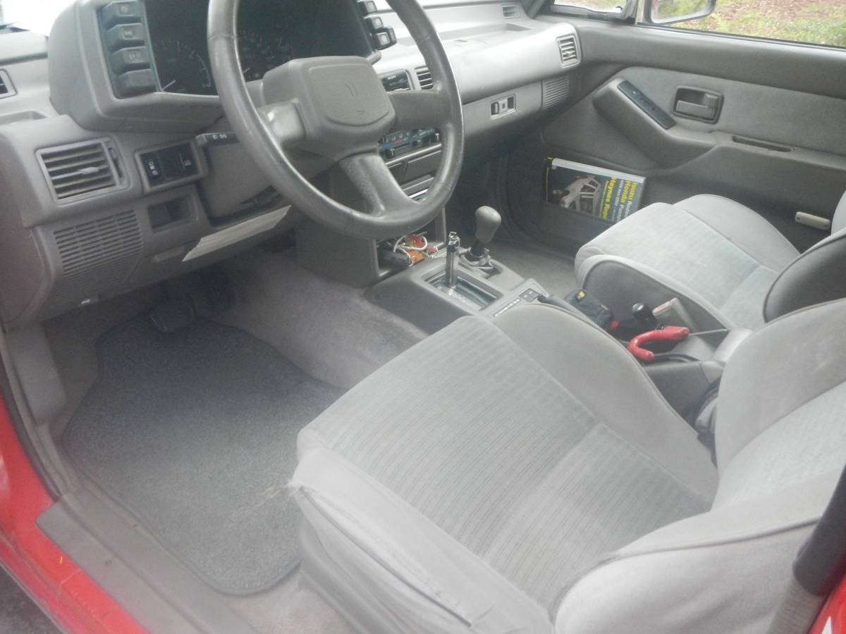 Isuzu-rodeo-ls-1993-red-3