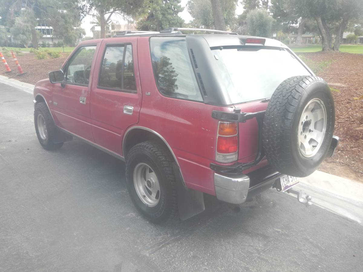 Isuzu-rodeo-ls-1993-red-9