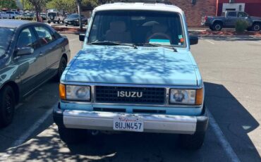 Isuzu-trooper-1989-blue-6