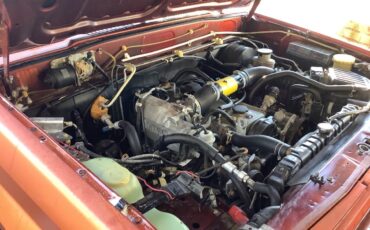 Isuzu-trooper-1989-orange-3